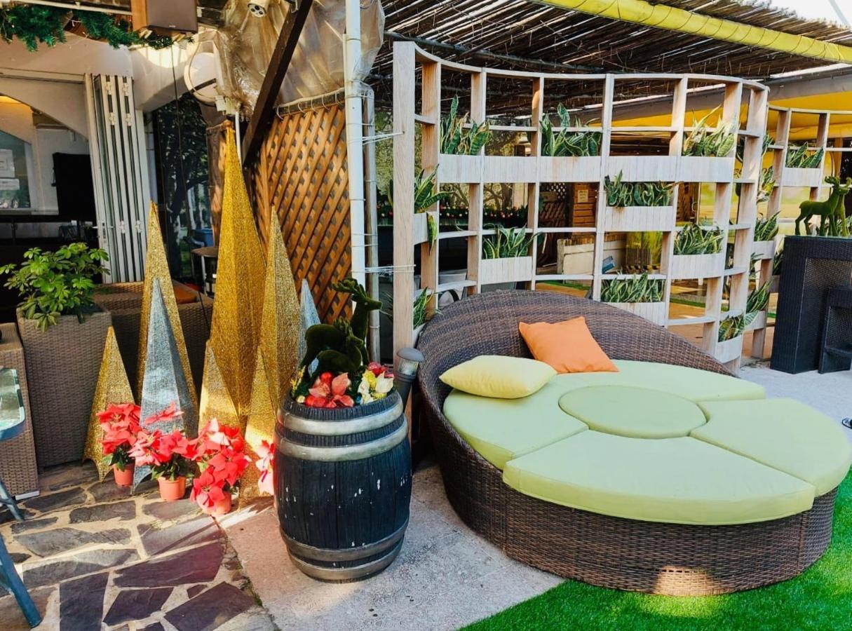 Concerto Inn Гонконг Экстерьер фото